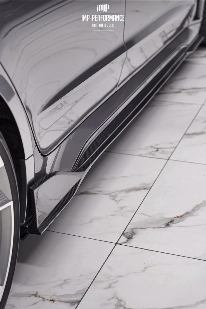 audi rs7 c8 carbon fiber side skirt